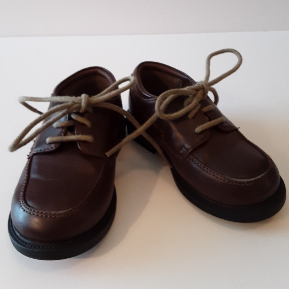 Cherokee brown boys tie oxfords